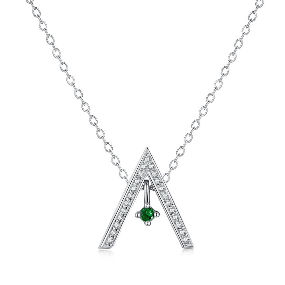 [Clover Jewelry]Funkelnde "A"-Form Halskette