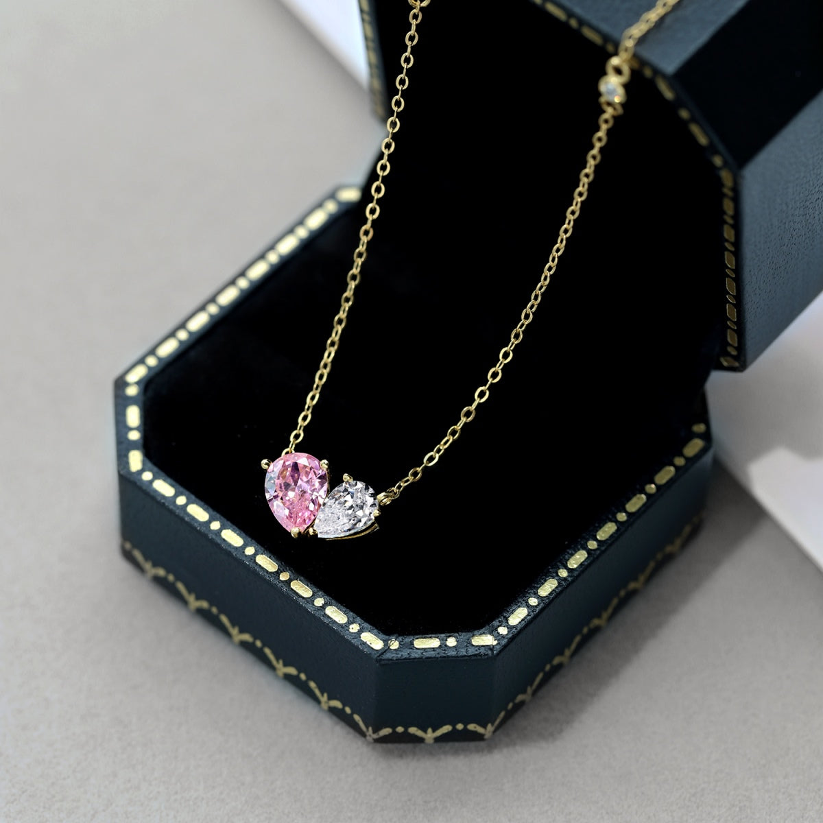 [Clover Jewelry]Einzigartige Herzform-Halskette