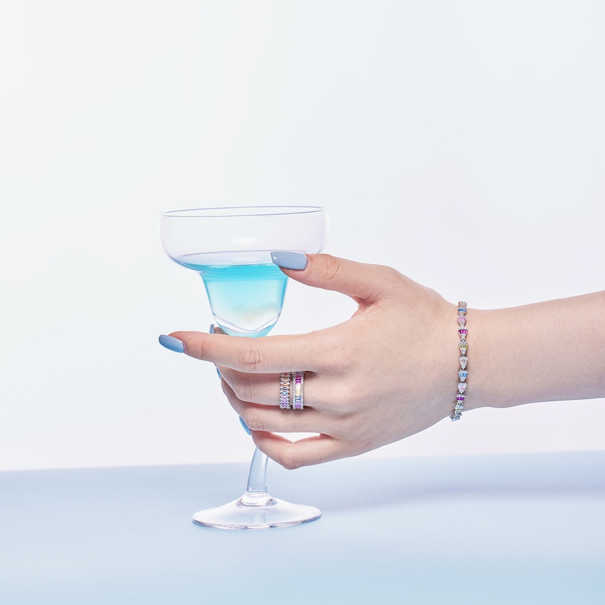 [Clover Jewelry]Funkelndes Armband in Wassertropfenform für den Alltag