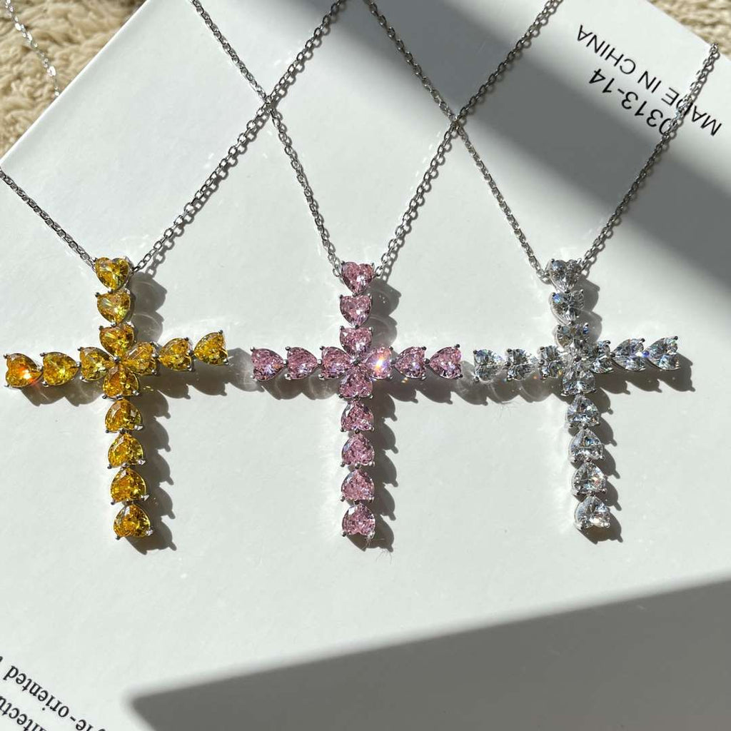 [Clover Jewelry]Funkelnde Kreuzkette