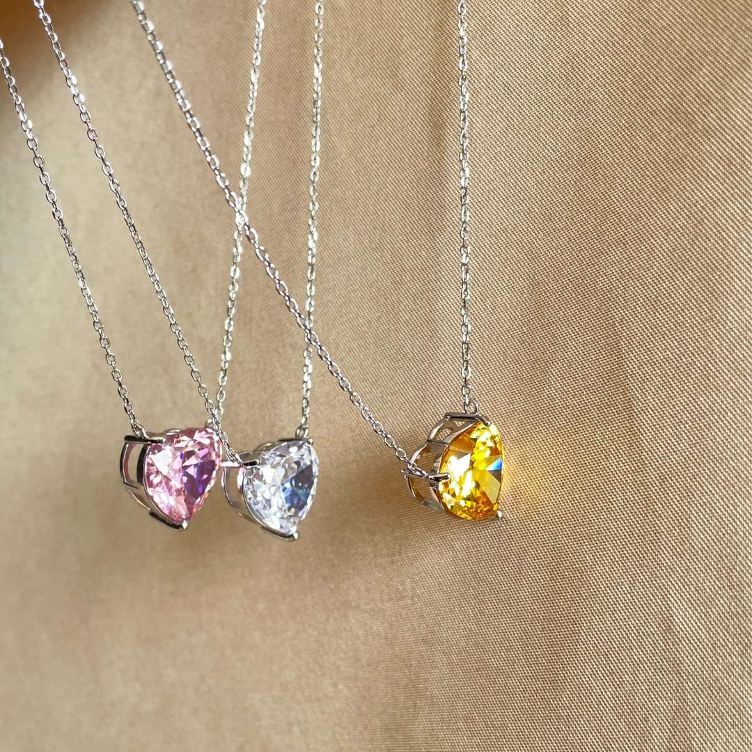 [Clover Schmuck]6.0 Karat Radiant Herzform Halskette