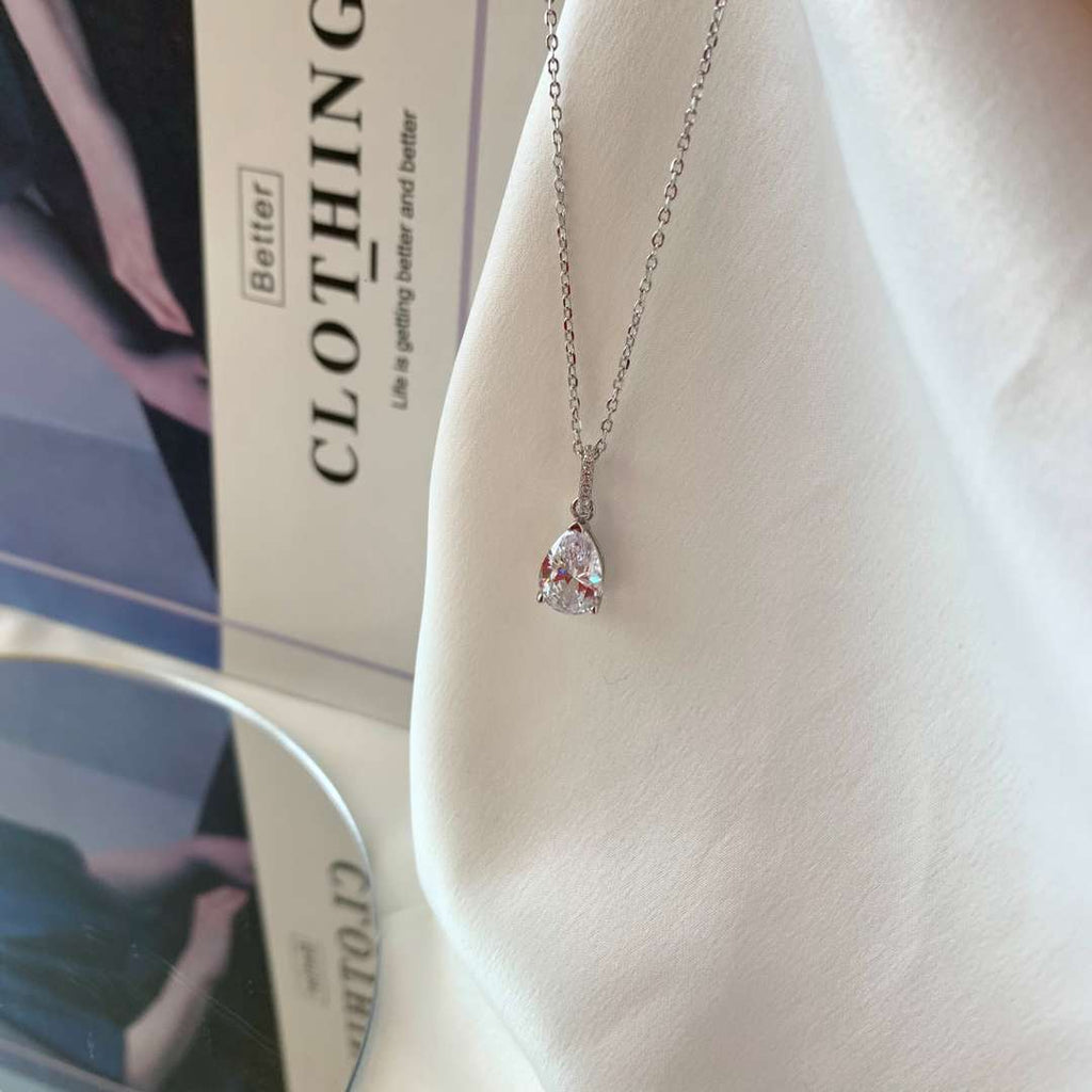 [Clover Jewelry]Zarte Wassertropfen-Form Modekette