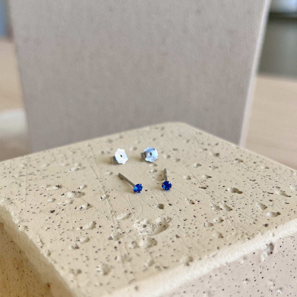 [Clover Jewelry]Zarte Solitär-Ohrringe