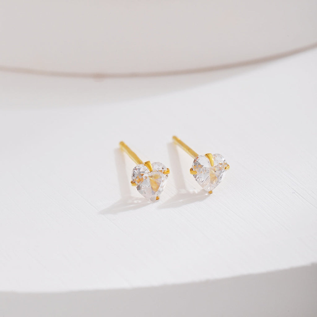 [クローバージュエリー]輝くハート型シンプルピアス