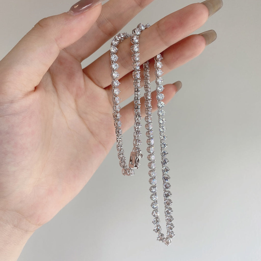 [Clover Schmuck]Verzierte Tennis-Halskette mit herzförmigem Schliff