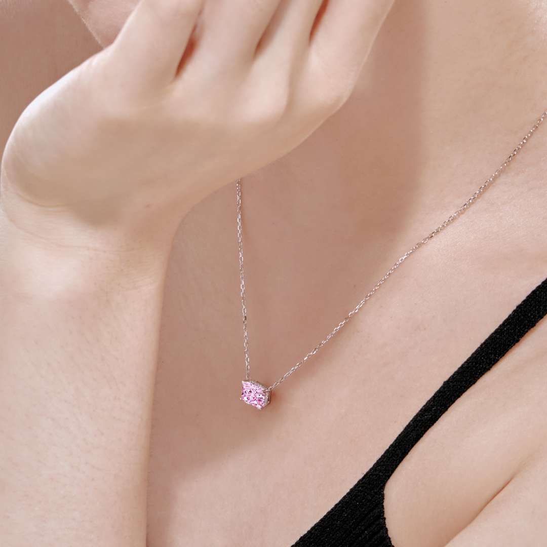 [Clover Jewelry]ラグジュアリースクエアシェイプカラフルネックレス