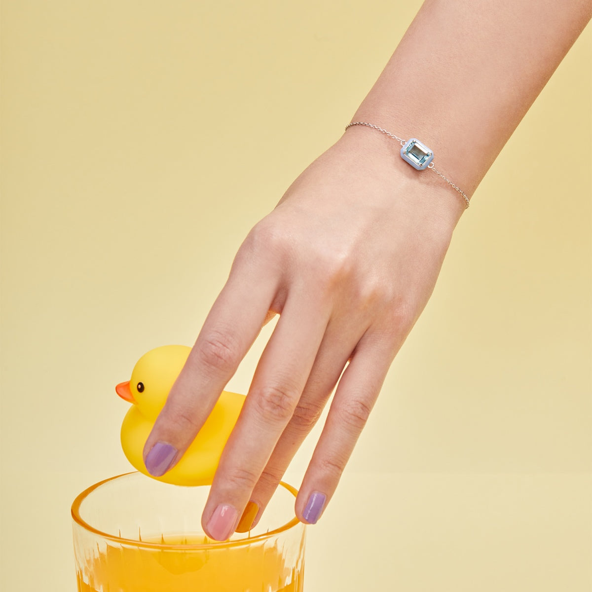 [Clover Jewelry]2.0 Karat Funkelndes Buntes Smaragd-Schliff Alltagsarmband