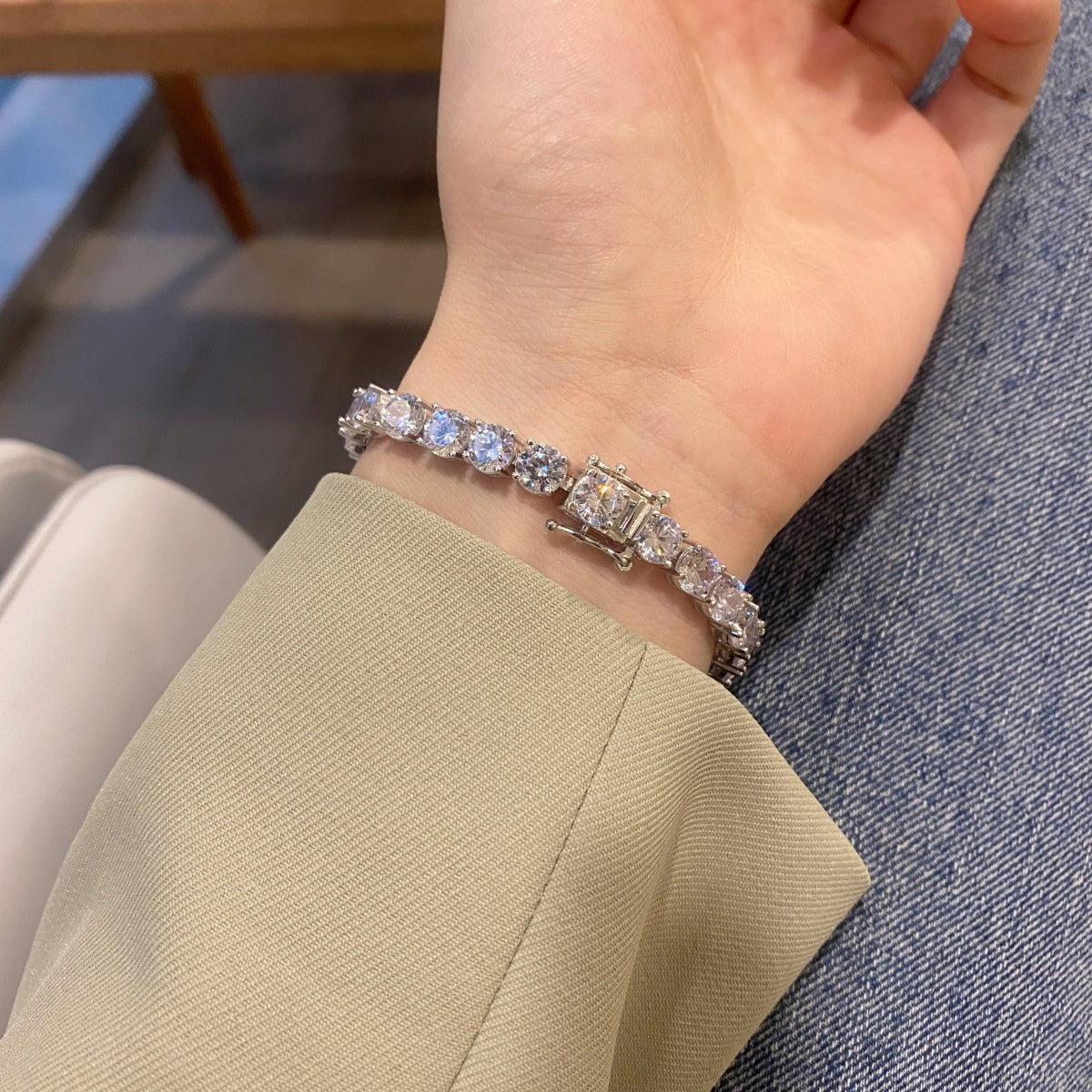 [Clover Schmuck]0,75 Karat schillerndes rundgeschliffenes Hochzeitsarmband