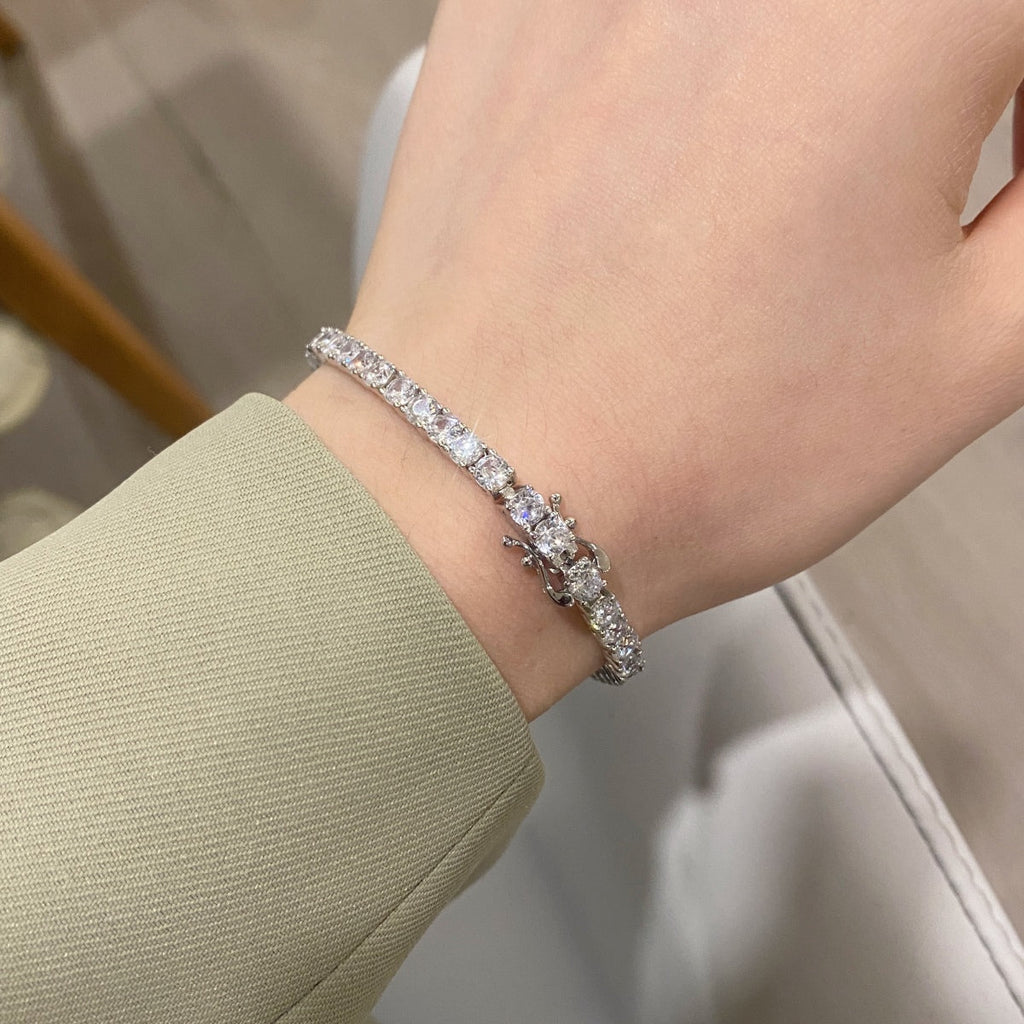 [Clover Jewelry]Luxurious Ornate Round Cut Tennis Bracelet