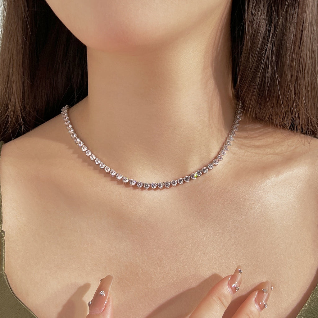 [Clover Schmuck]Verzierte Tennis-Halskette mit herzförmigem Schliff