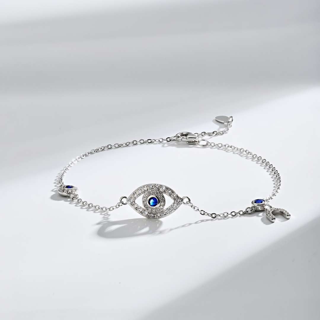 [Clover Jewelry]華奢な目玉型ネックレス