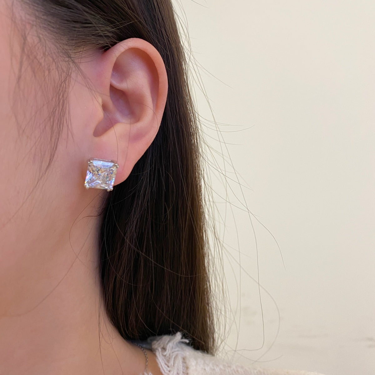[Clover Jewelry]Zarte quadratische Ohrringe