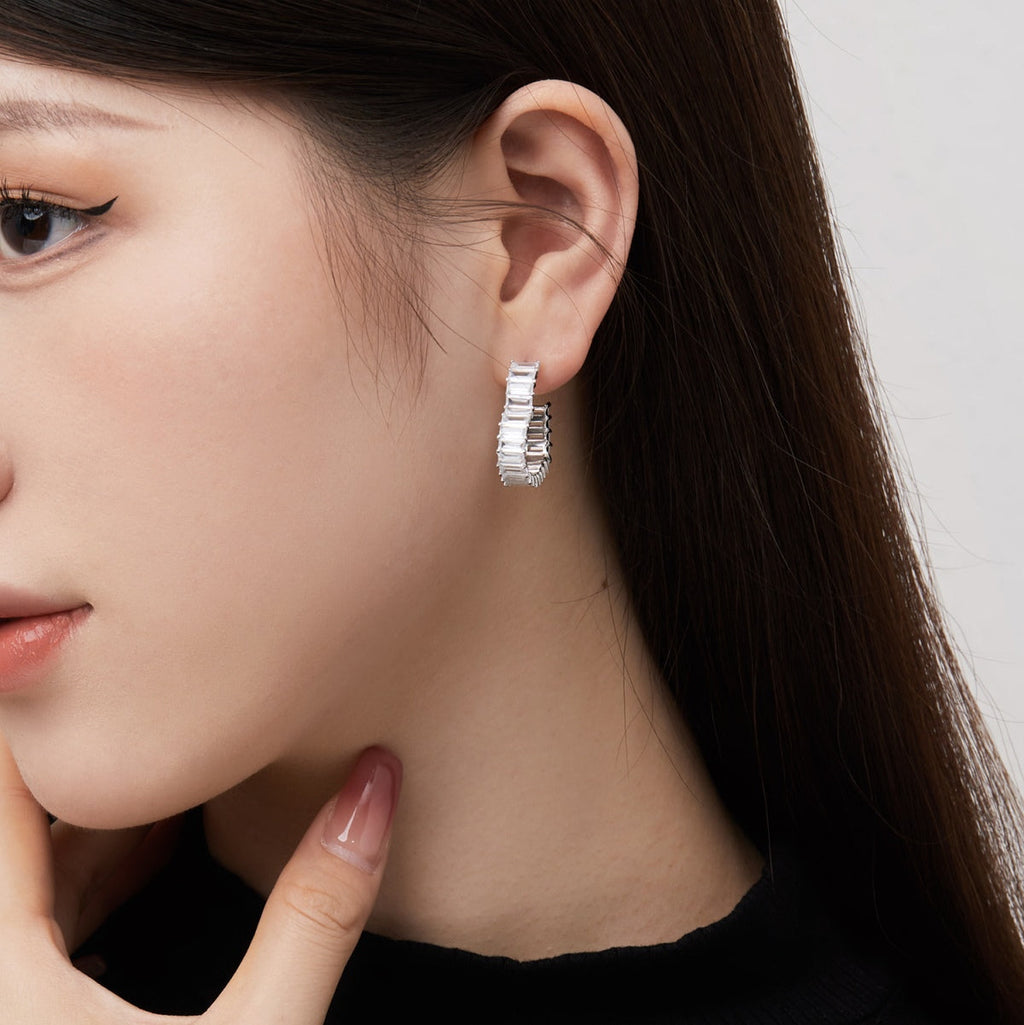 [Clover Jewelry]ラディアントハートカットアウトピアス