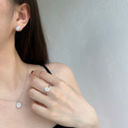 [Clover Jewelry]Zarte strahlende ovale Alltags-Ohrringe