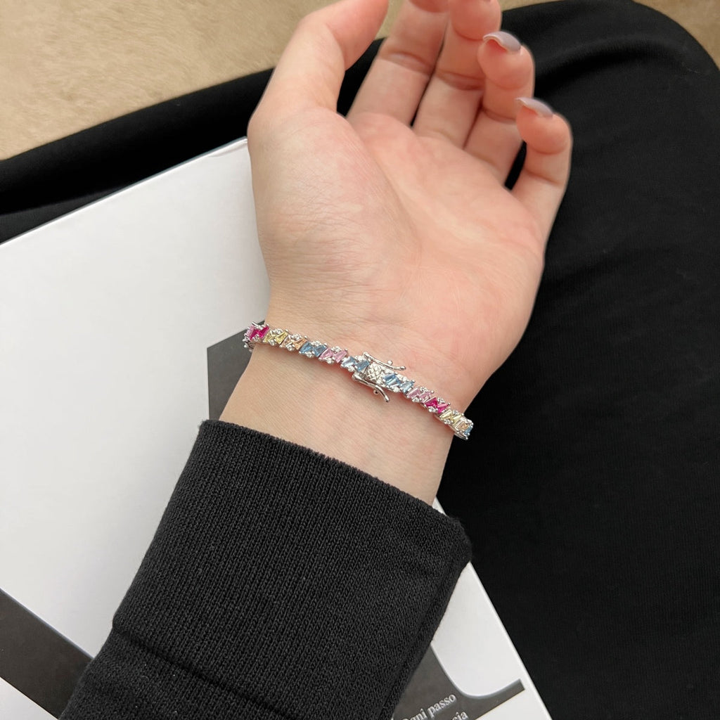 [Clover Jewelry]Funkelndes Partyarmband mit aufwendigem Mehrfachschliff