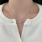 [Clover Jewelry]Funkelnde Halskette mit Quadrat- und Herzform
