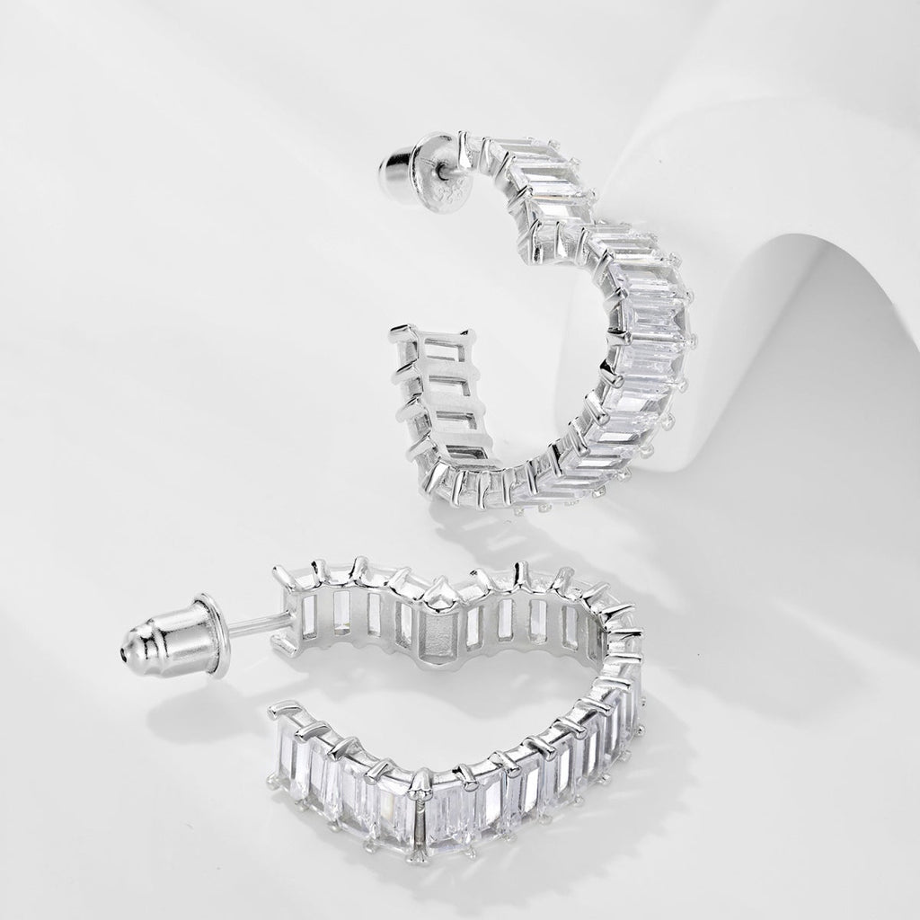 [Clover Jewelry]ラディアントハートカットアウトピアス