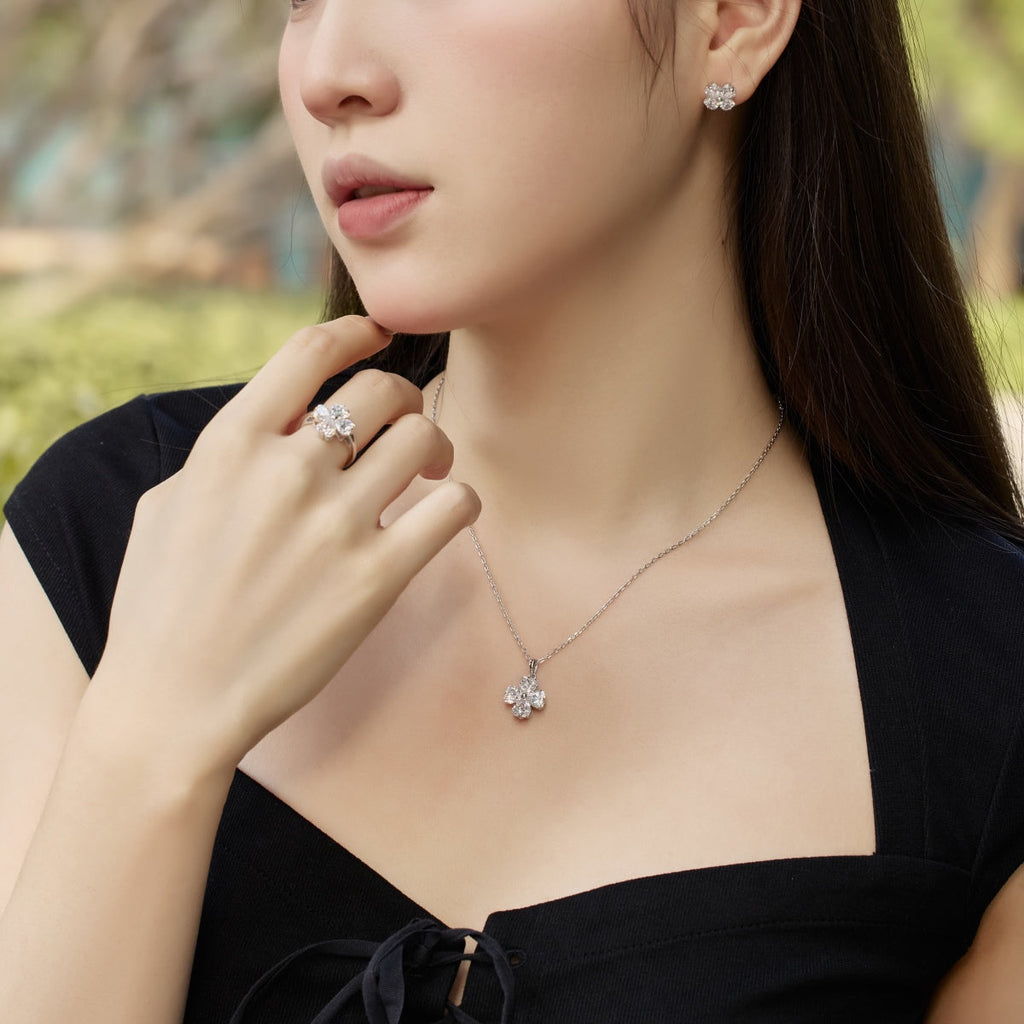 [Clover Jewelry]Four-Leaf Clover Ball Earrings
