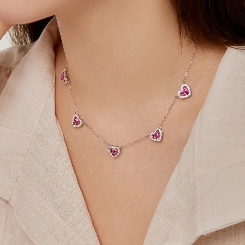 [Klee Schmuck]Glitzernde Fünf-Herz-Halskette