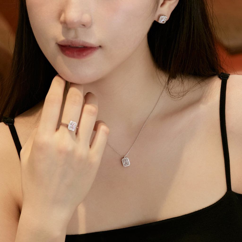 [Clover Jewelry]1.0 Karat Luxuriöse Zierliche Smaragdschliff Ohrringe für den Alltag