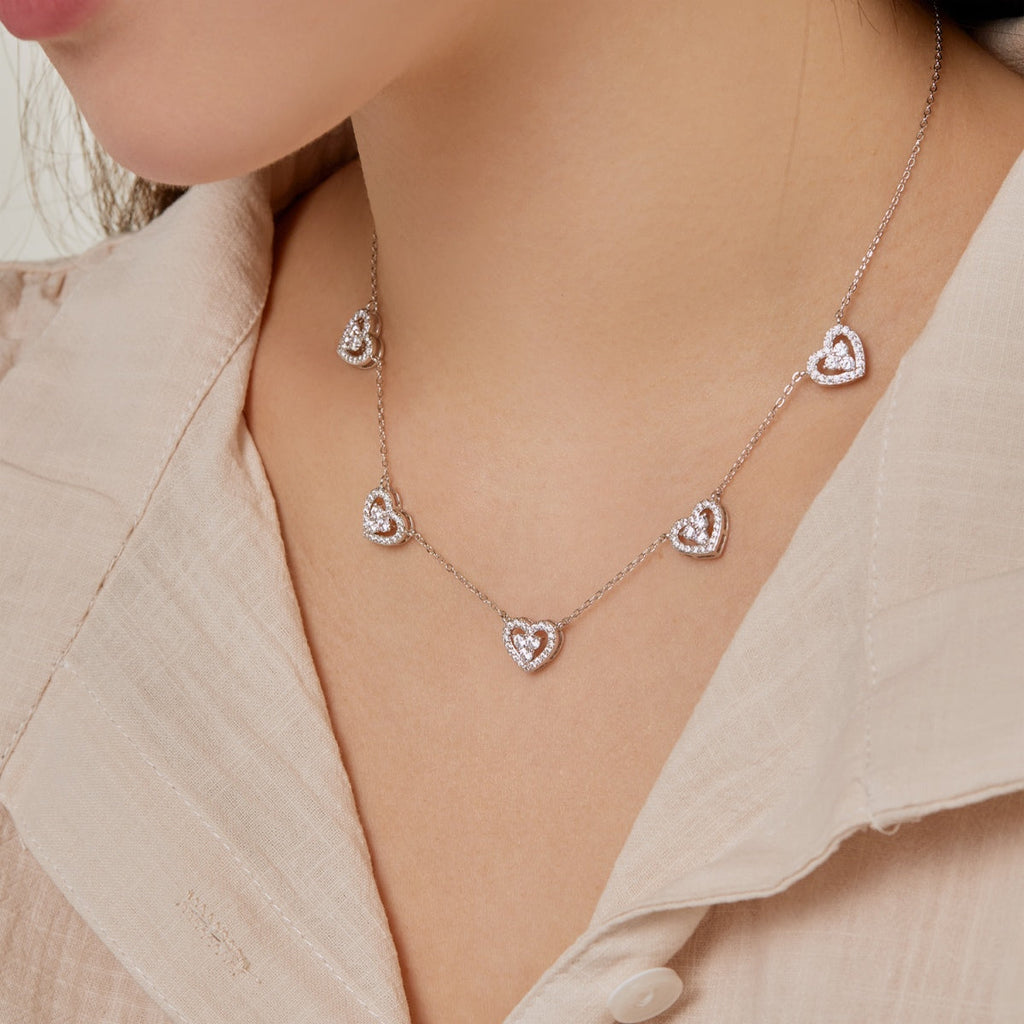 [Klee Schmuck]Glitzernde Fünf-Herz-Halskette