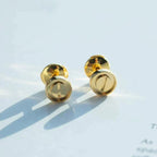 [クローバー ジュエリー]LOVE イヤリング ゴールド 10MM