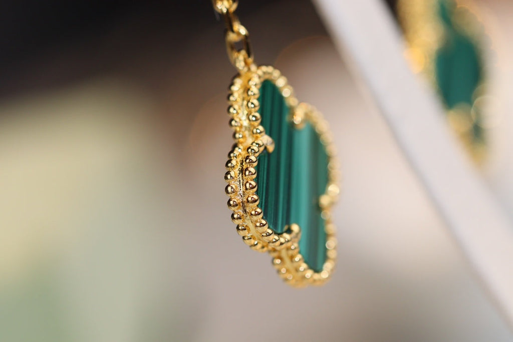 [Clover Jewelry]CLOVER EARRINGS GOLD MALACHITE DIAMOND 3 MOTIF