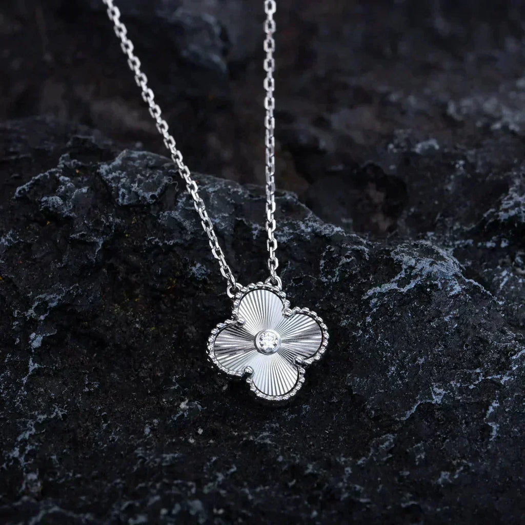 [Clover Jewelry]CLOVER  15MM DIAMOND LASER NECKLACE SILVER
