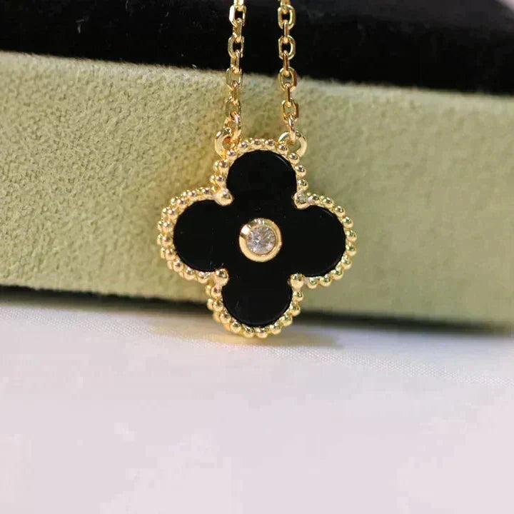 [Clover Jewelry]CLOVER 15MM DIAMOND ONYX HALSKETTE