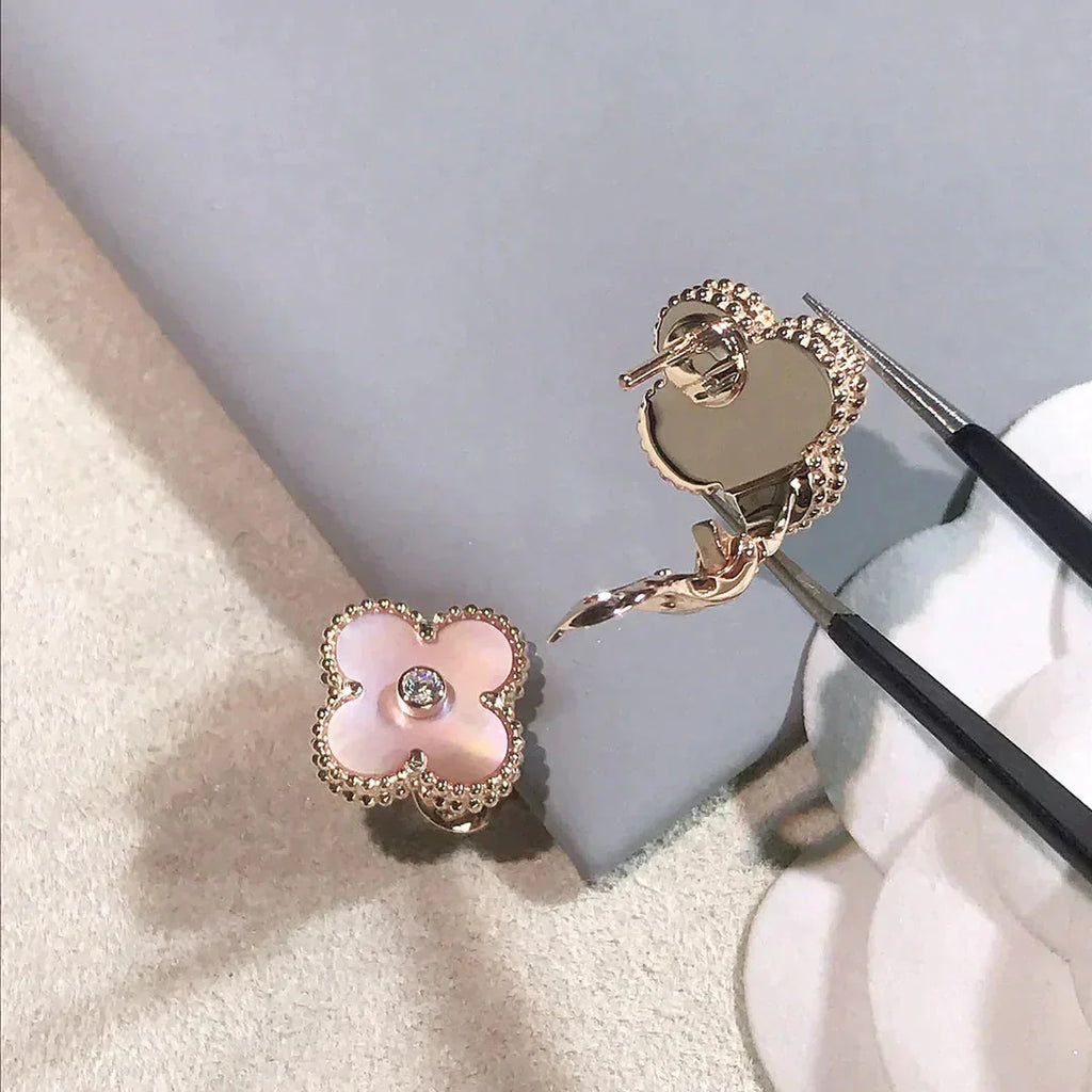 [Clover Jewelry]CLOVER MEDIUM 1 MOTIFS  PINK MOP DIAMOND EARRINGS