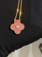 [Clover Jewelry]CLOVER 15MM DIAMOND RHODONITE HALSKETTE