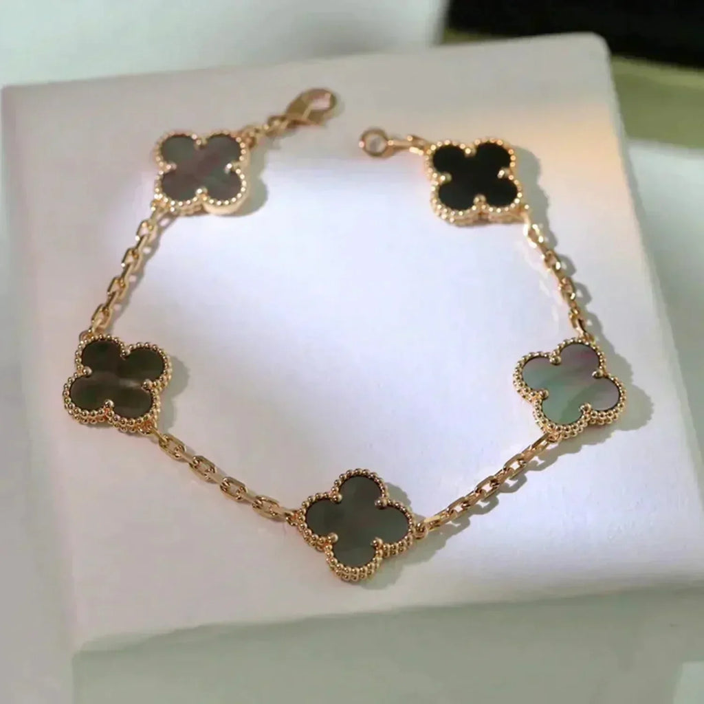 [Clover Jewelry]CLOVER 5 MOTIF GRAY MOP  BRACELET