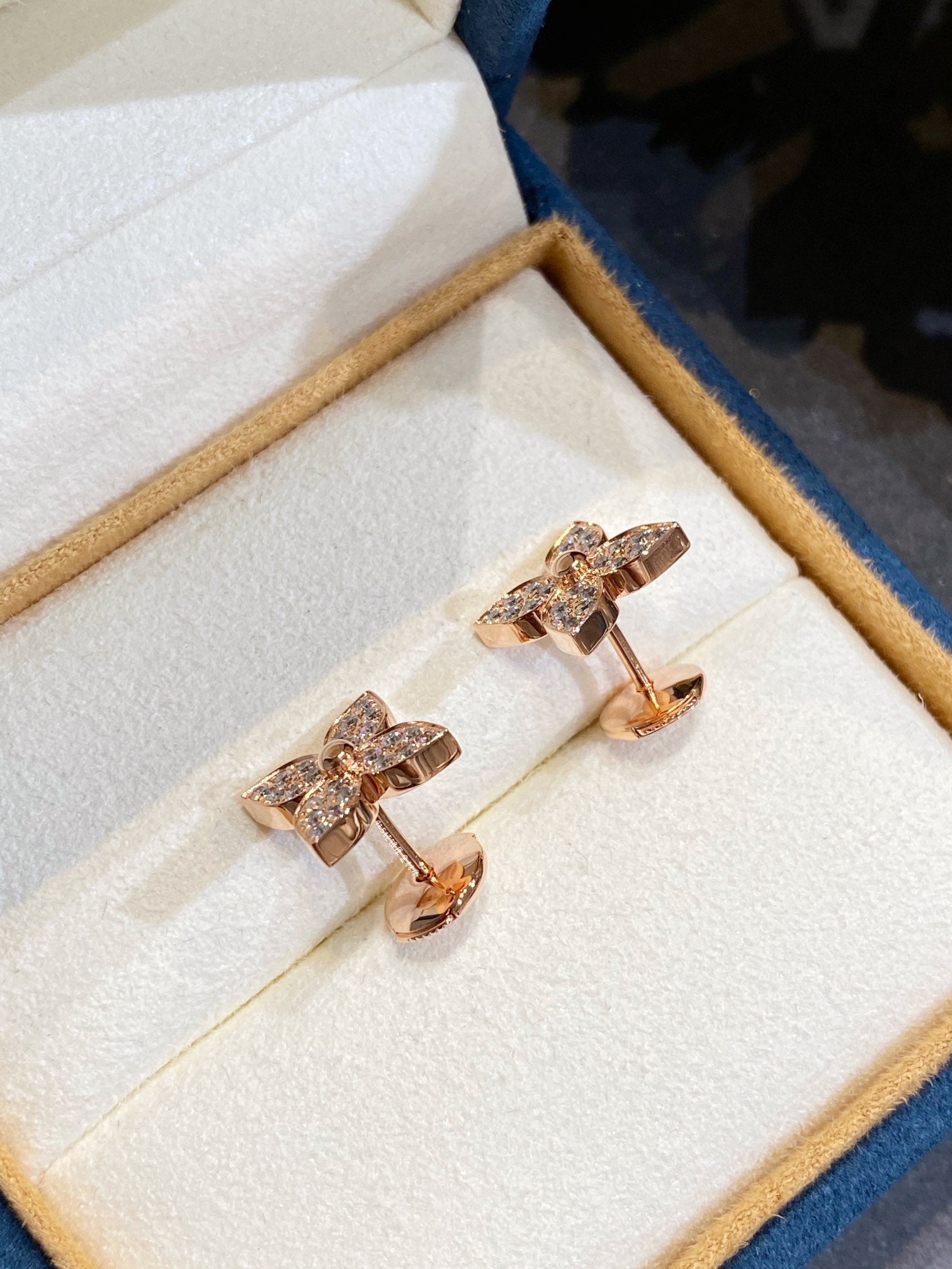 [Clover Jewelry]STAR DIAMOND EARRINGS