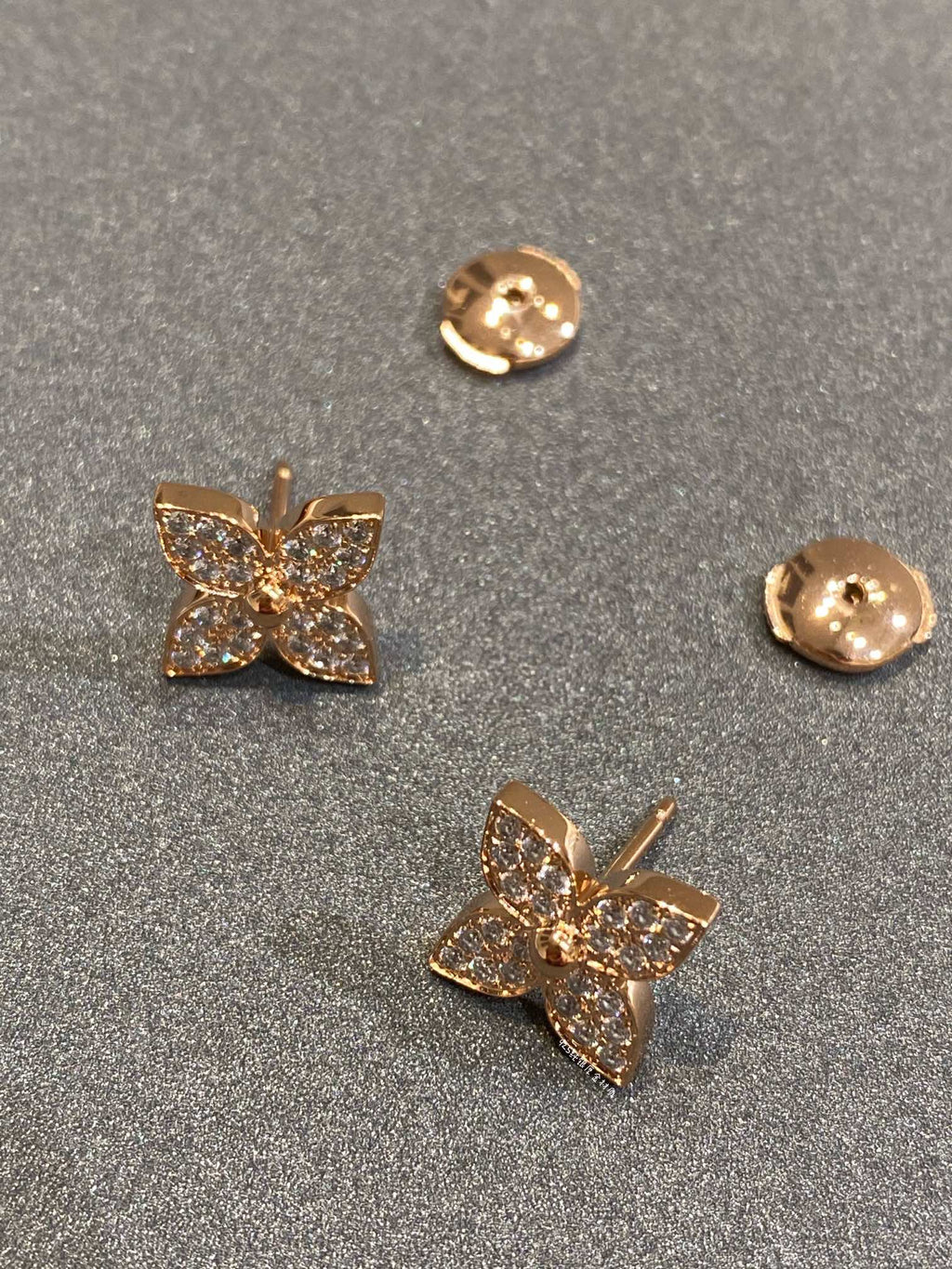 [Clover Jewelry]STAR DIAMOND EARRINGS