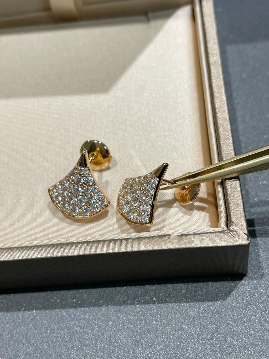 [Clover Jewelry]DREAM STUD EARRINGS DIAMOND