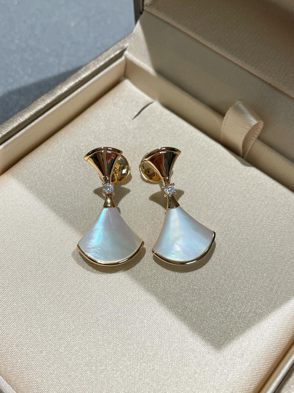 [Clover Jewelry]DREAM MOP 1 DIAMOND EARRINGS