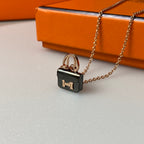 [Clover Jewelry]コンスタンス ブラックペンダント ピンクゴールドネックレス