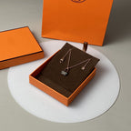[Clover Jewelry]コンスタンス ブラックペンダント ピンクゴールドネックレス