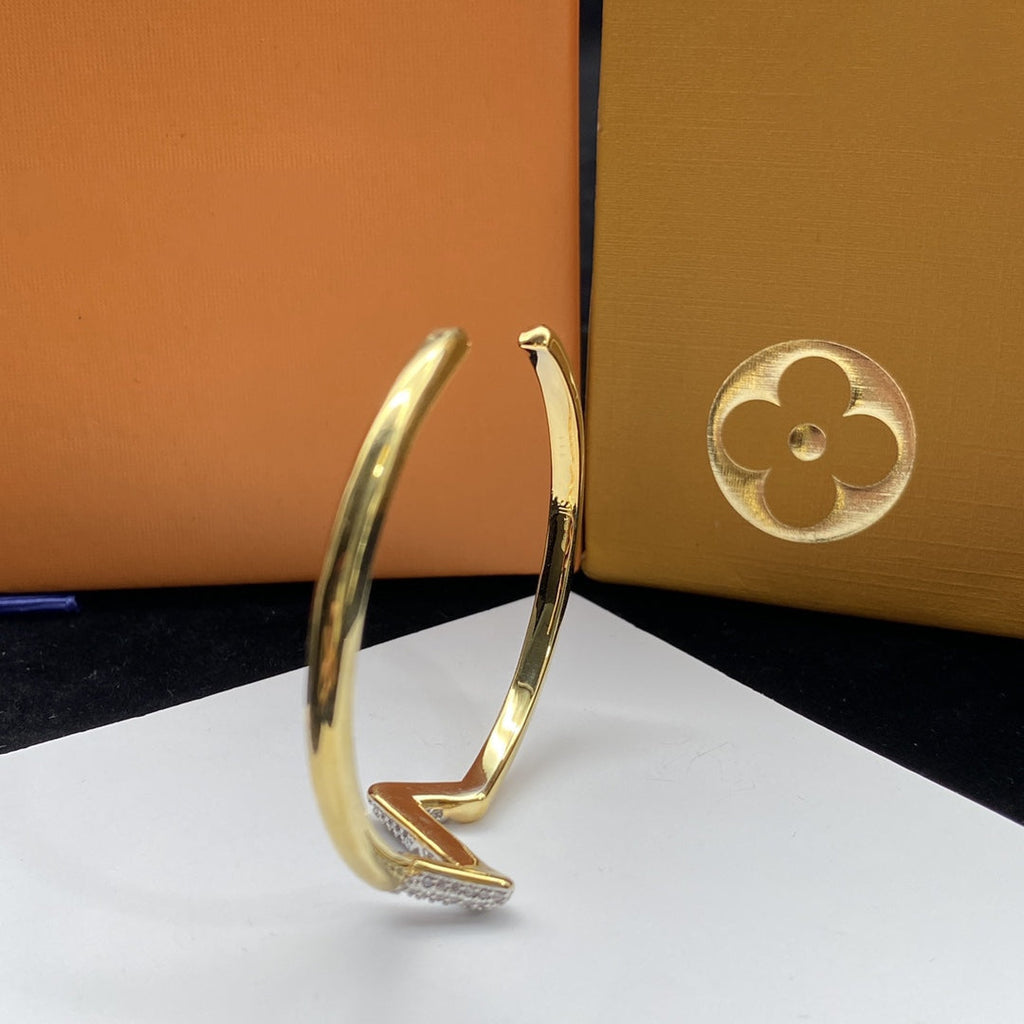 [Clover Jewelry]VOLTE UPSITE DOWN DIAMOND GOLD OPEN BRACELET