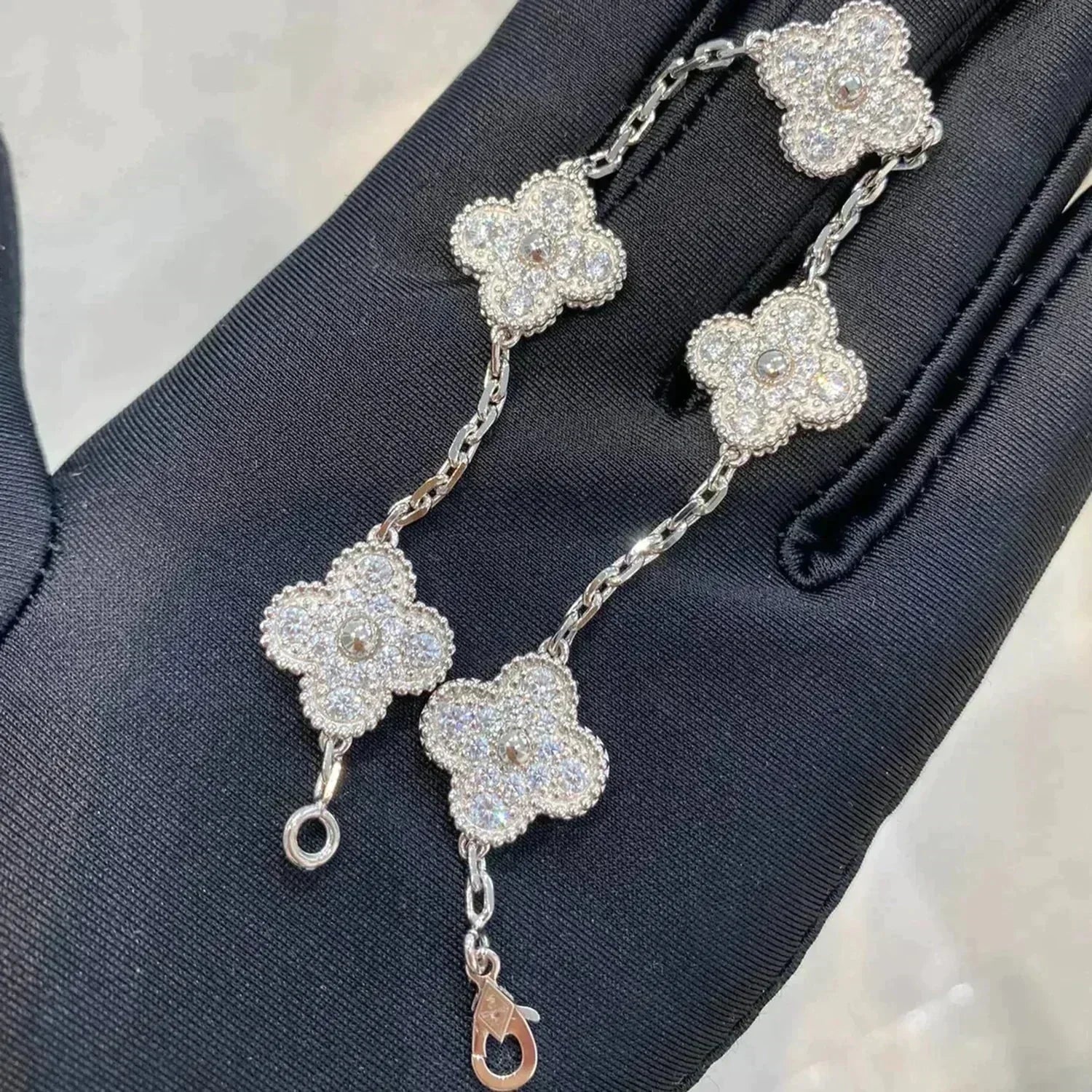 [Clover Jewelry]CLOVER 5 MOTIFS  DIAMANTEN ARMBAND SILBER
