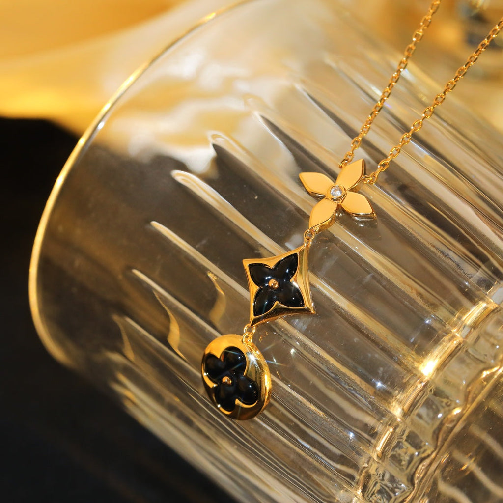 [Clover Jewelry]STAR AND SUN ONYX PINK GOLD NECKLACE