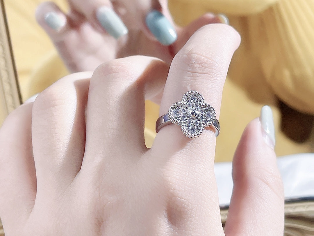 [Clover Jewelry]CLOVER DIAMOND RING