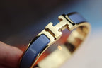 [Clover Jewelry]H BRACELET 12MM BLAU GRAU