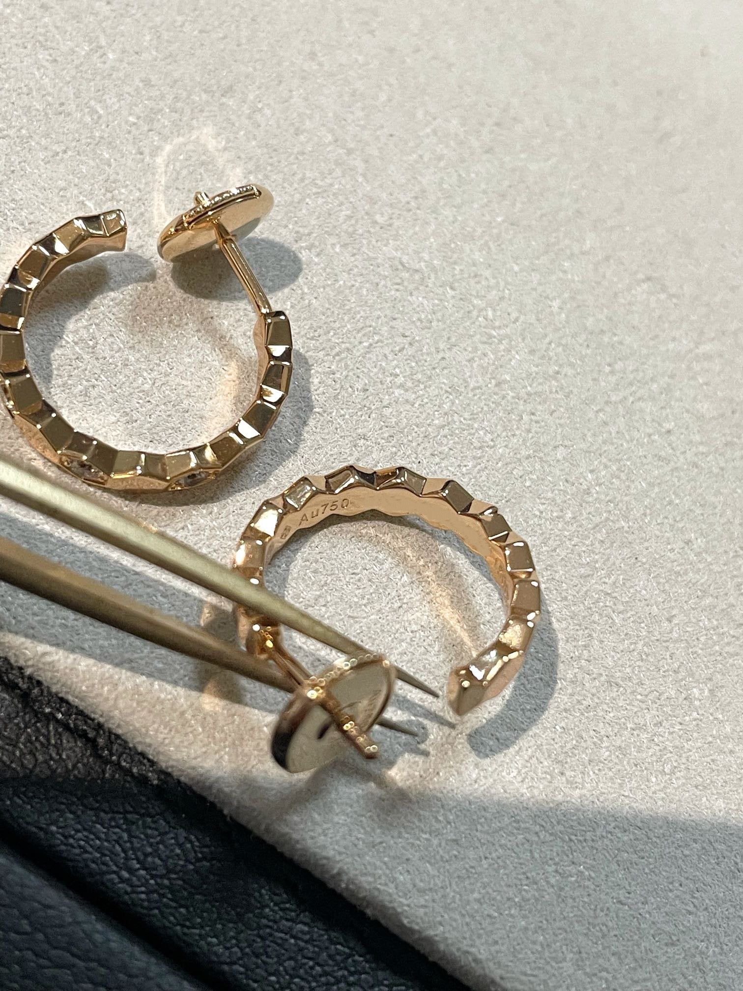 [Clover Jewelry]Hollow Design Four-Leaf Clover Flower Shape Ring