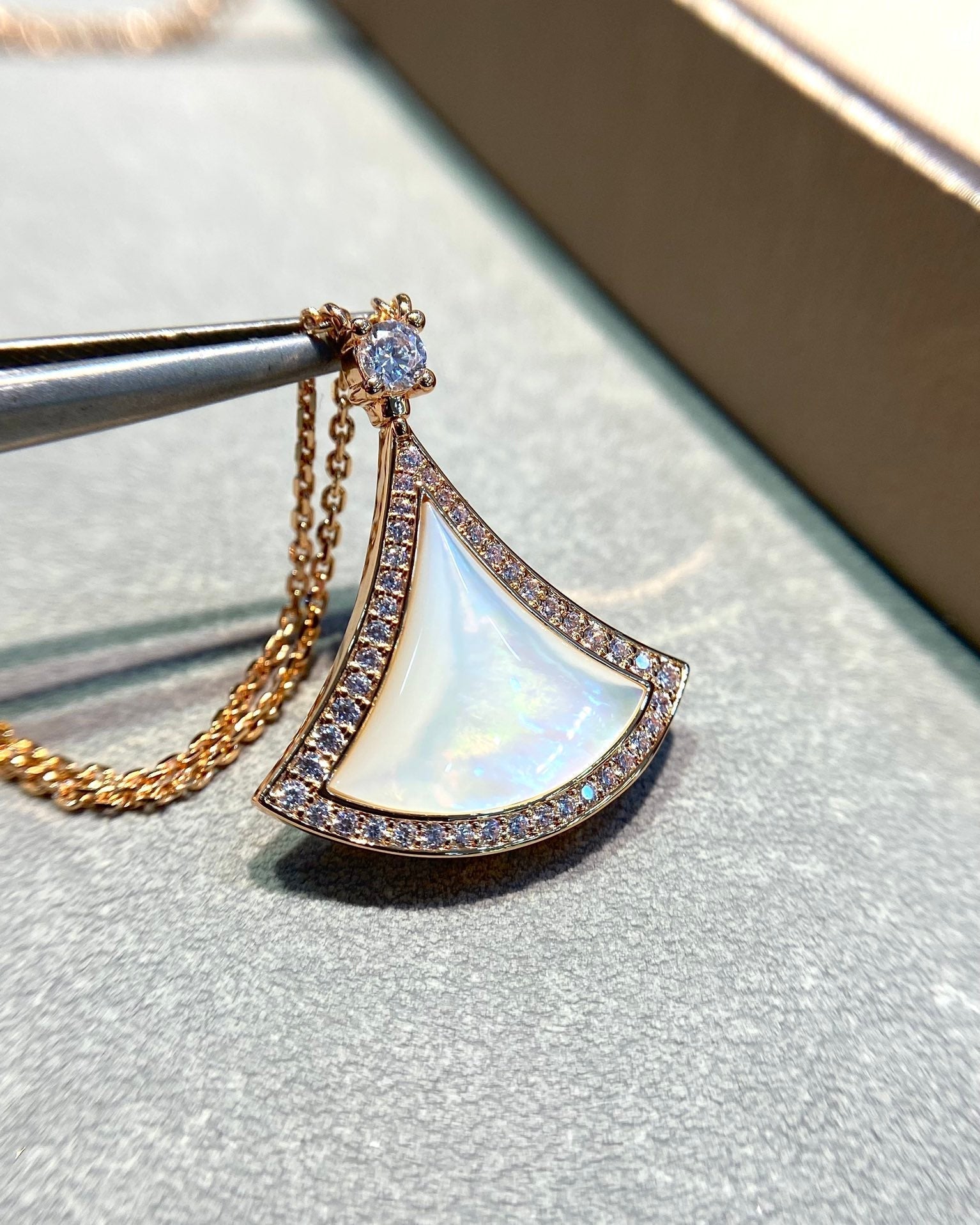 [Clover Jewelry]DREAM MOP DIAMOND PAVED PINK GOLD NECKLACE