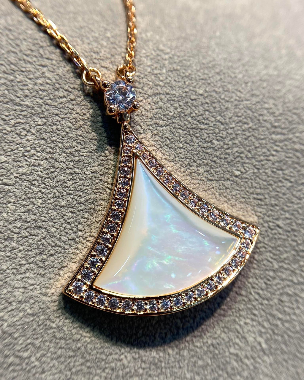 [Clover Jewelry]DREAM MOP DIAMOND PAVED PINK GOLD NECKLACE