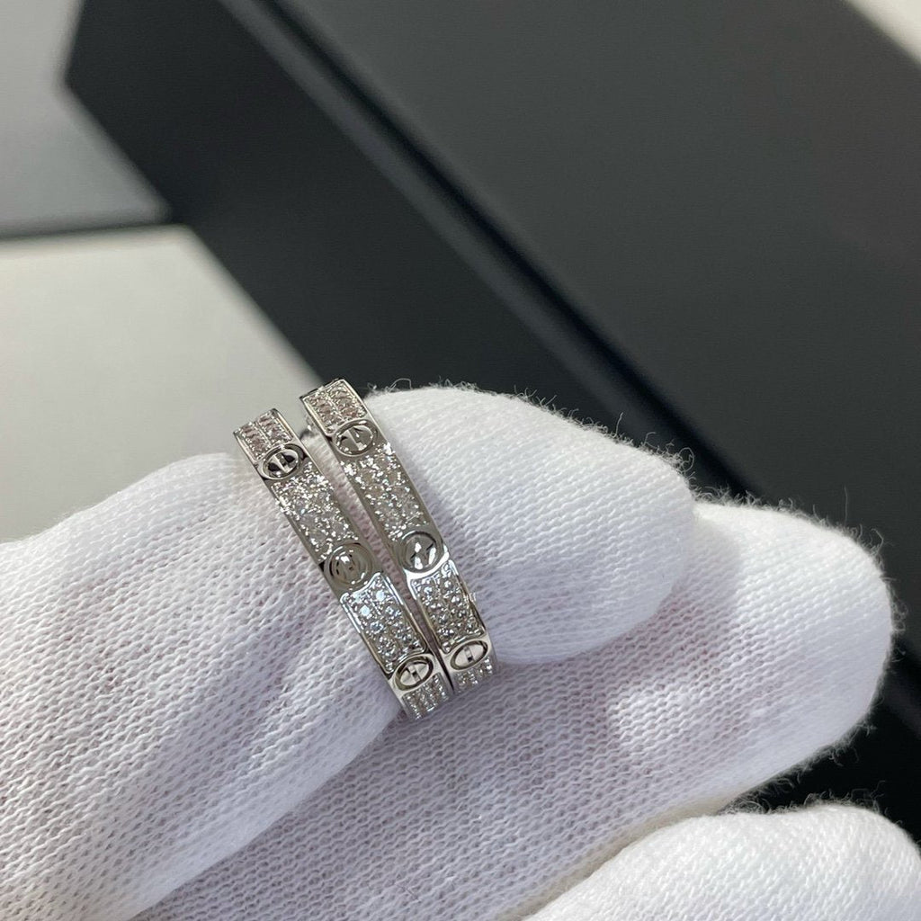 [Clover Jewelry]LOVE DIAMOND SILVER HOOP EARRINGS