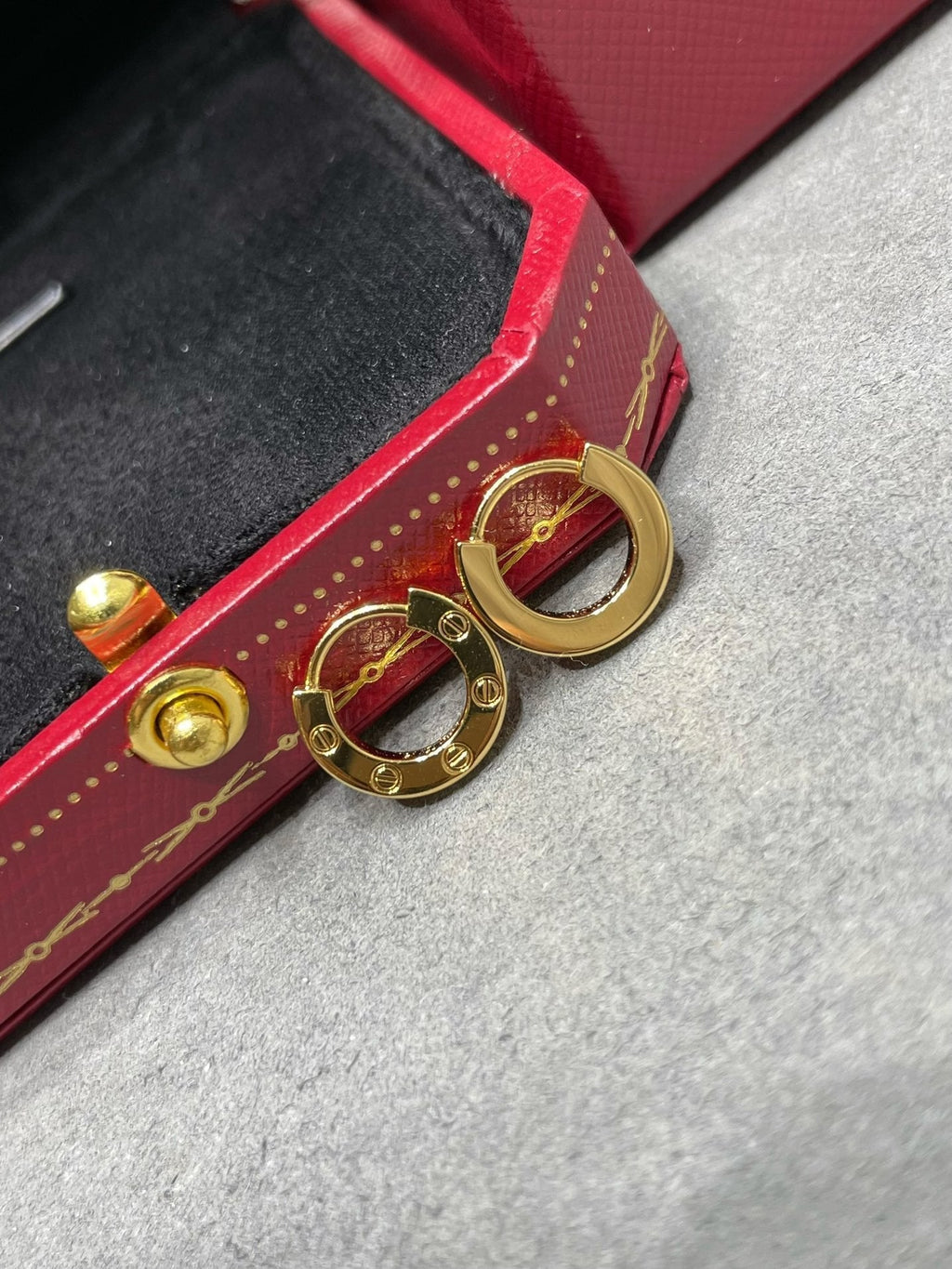 [Clover Schmuck]LOVE MINI OHRRINGE