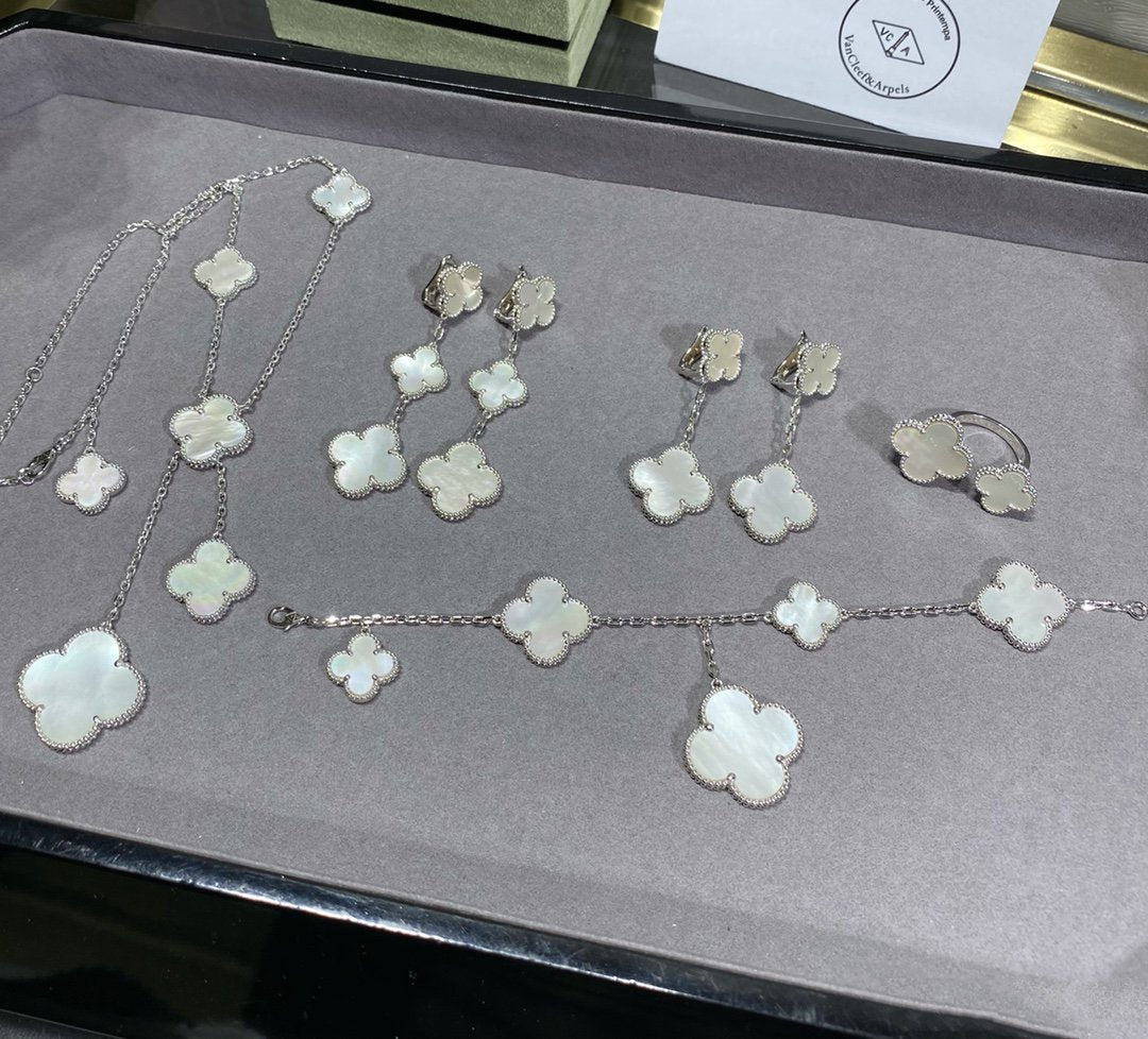 [Clover Jewelry]CLOVER 5 MOTIF WHITE MOP SILVER BRACELET