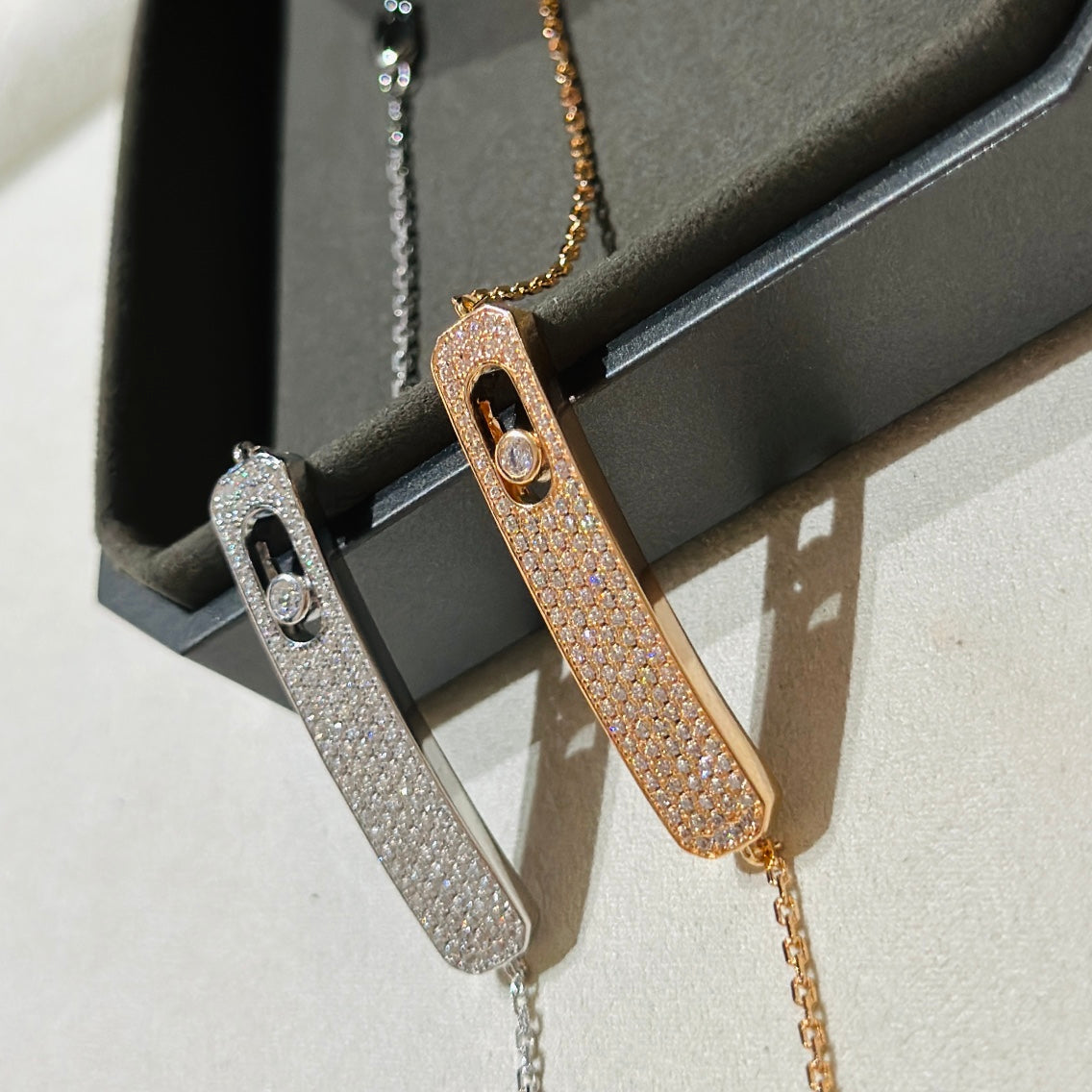 [Clover Jewelry]MOVE CLASSIQUE DIAMOND PAVED BRACELET